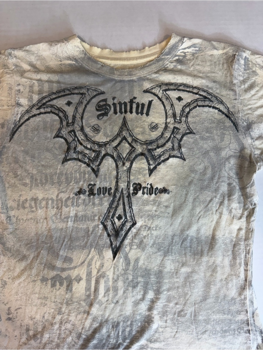 Sinful Affliction Love & Pride Vintage Y2K Tee Cream Gray XL - Picture 2 of 9